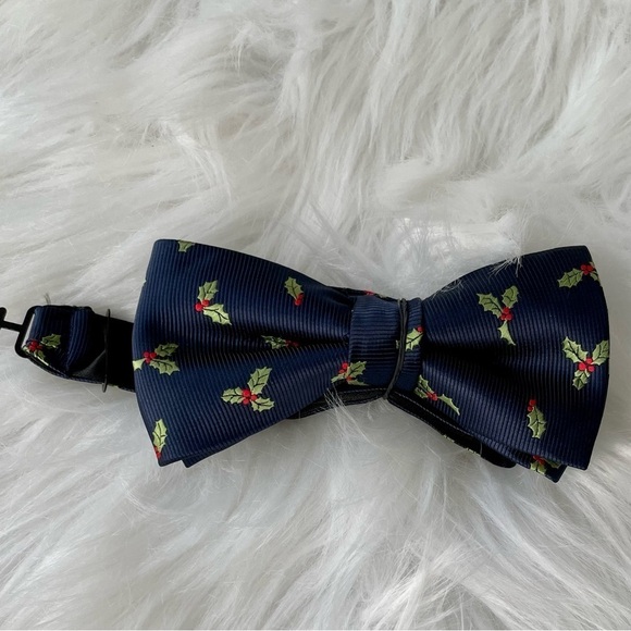 Men’s Christmas Bow tie - Picture 1 of 4